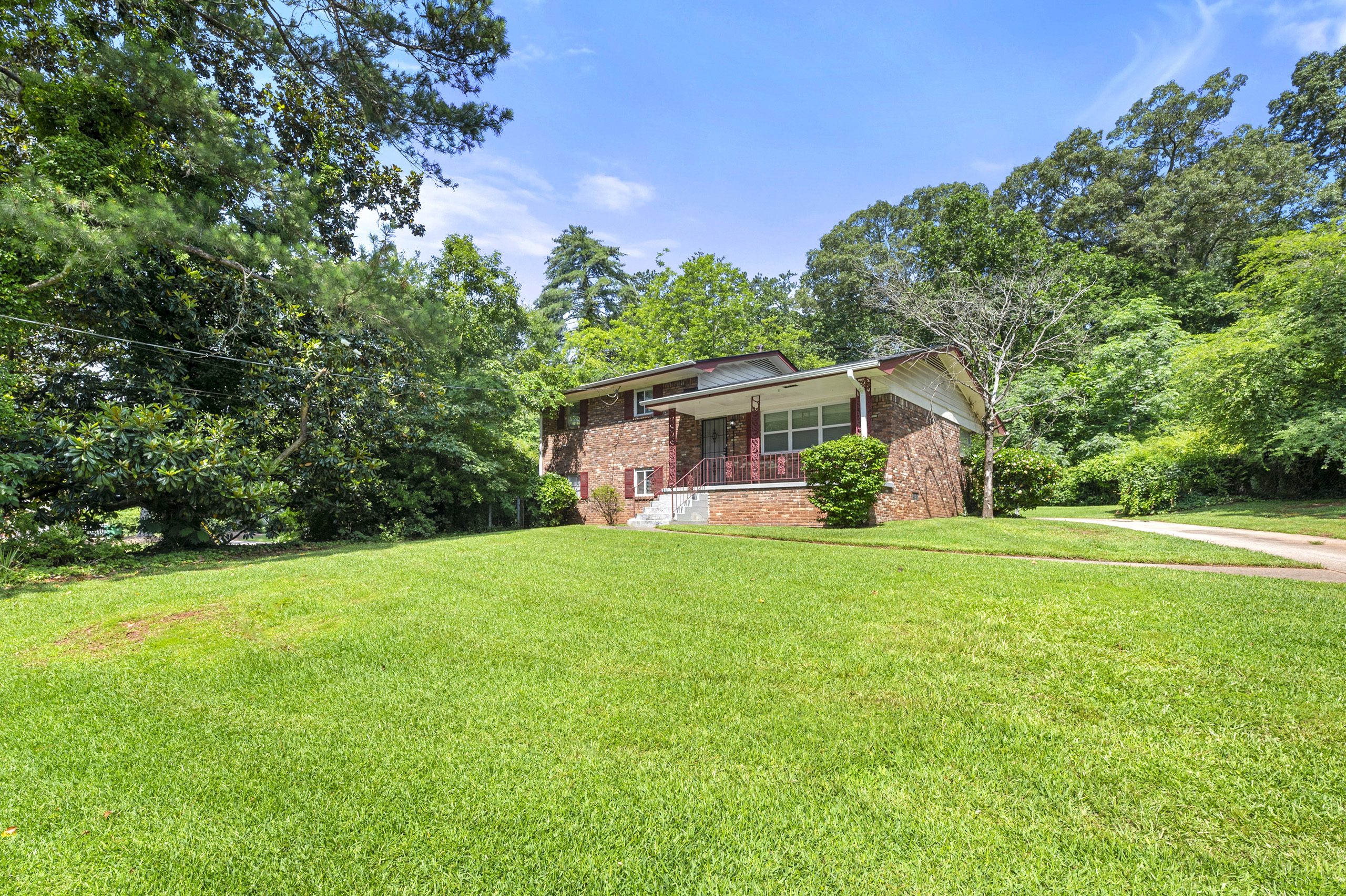 Property main image