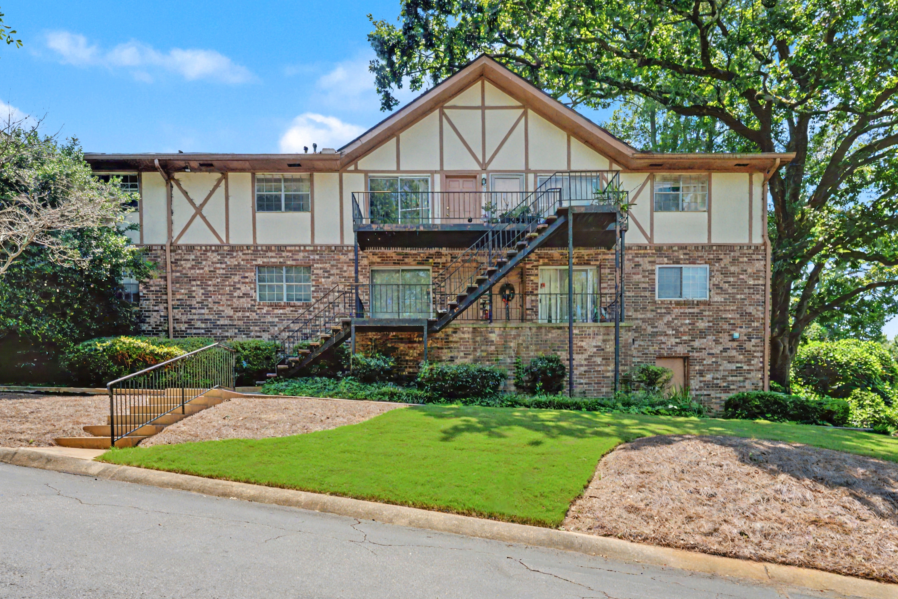 1225 Church St Unit G - 1